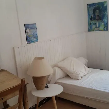 Chez Merlette Bed & Breakfast Suze